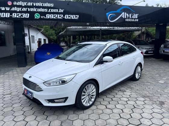 FORD FOCUS 2.0 TITANIUM PLUS 16V FLEX 4P POWERSHIFT